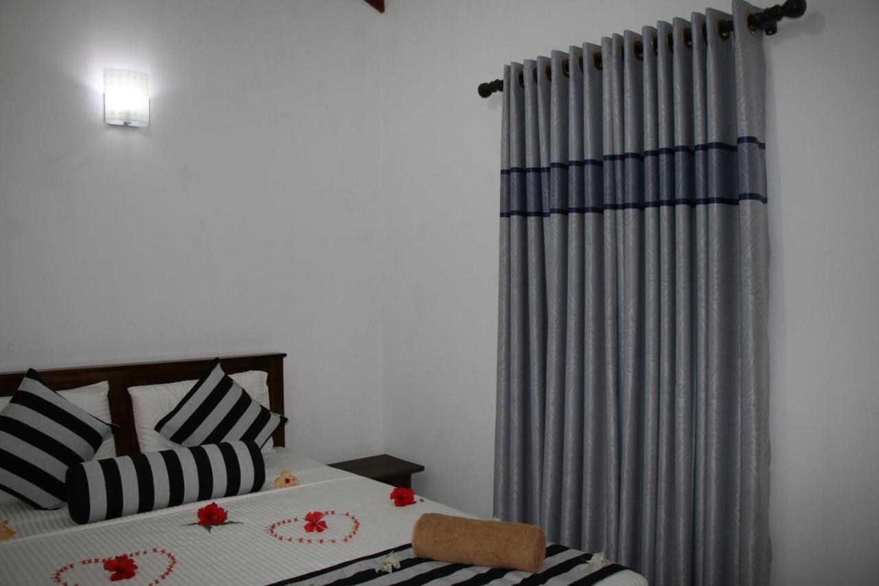 Habarana New Star Homestay Kültér fotó